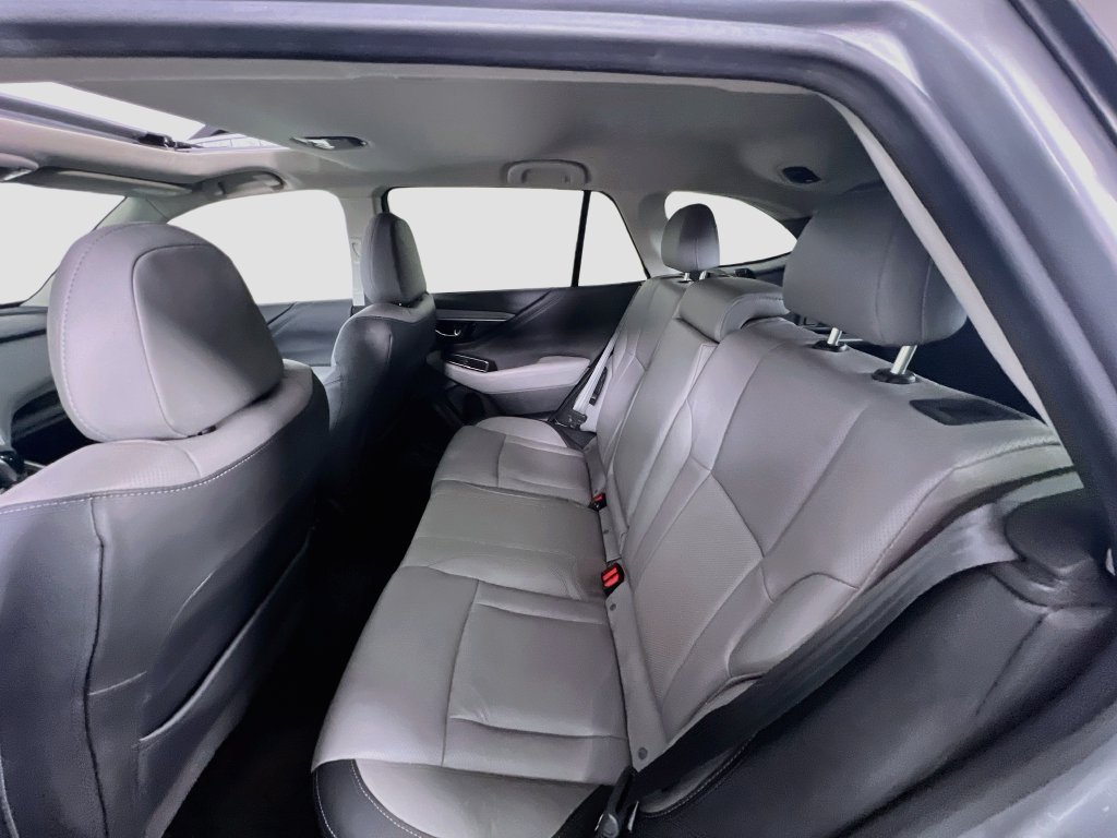 Used 2020 Subaru Outback Limited AWD/4WD image 24
