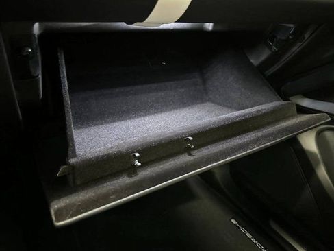 Certified 2025 Porsche Cayenne Coupe image 26