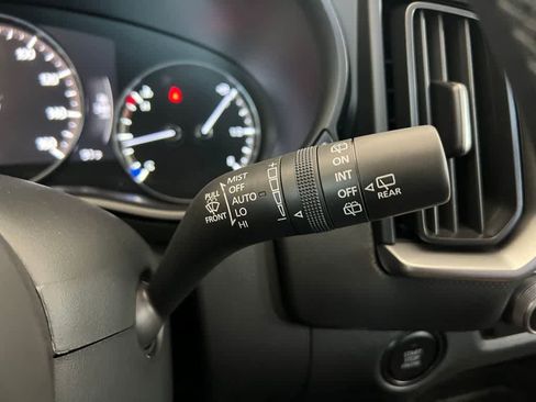 Used 2025 MAZDA CX-50 AWD 2.5 S w/ Premium Package image 24