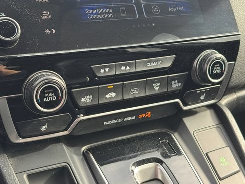 Used 2018 Honda CR-V Touring image 23