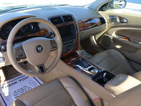 Used 2008 Jaguar XK Convertible image 18