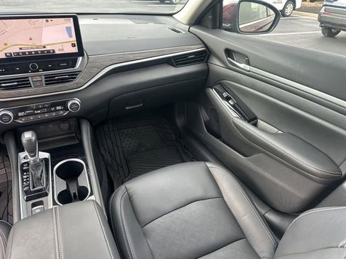 Used 2024 Nissan Altima 2.5 SL image 30