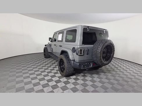 Used 2020 Jeep Wrangler Unlimited Sahara AWD/4WD image 41