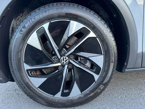 Used 2021 Volkswagen ID.4 Pro image 20