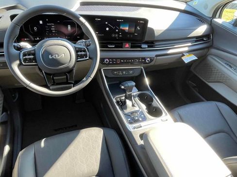 New 2026 Kia Carnival SX FWD image 2