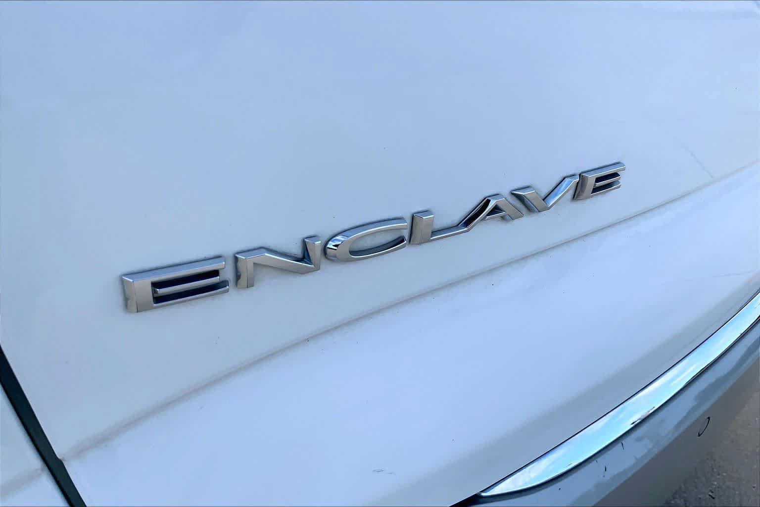 Used 2020 Buick Enclave Essence FWD image 30