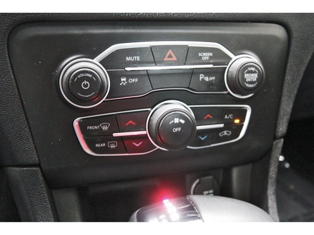 Used 2023 Dodge Charger SXT w/ Blacktop Package RWD image 26