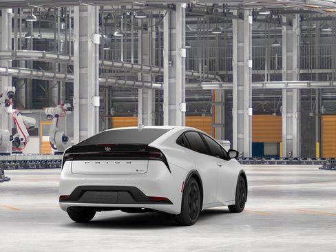 New 2026 Toyota Prius LE image 11