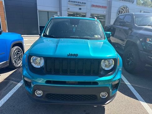 Used 2020 Jeep Renegade Altitude AWD/4WD image 3