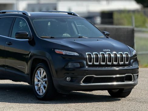 Used 2015 Jeep Cherokee Limited AWD/4WD image 15