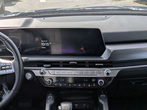 Used 2023 Kia Telluride S w/ S Sunroof Package FWD image 18
