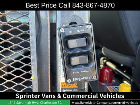 Used 2019 RAM ProMaster 3500 w/ Premium Appearance Group FWD image 29