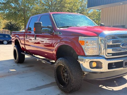 Used 2015 Ford F250 XLT AWD/4WD image 3