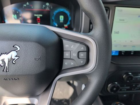 New 2025 Ford Bronco 2-Door AWD/4WD image 32