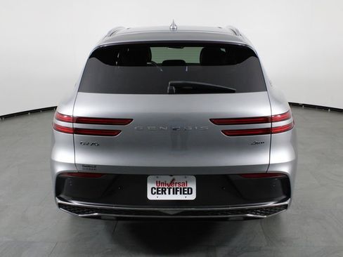 Used 2026 Genesis GV70 2.5T Advanced AWD/4WD image 9