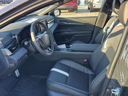 New 2026 Toyota Camry SE image 8