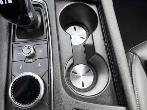 Used 2024 Cadillac XT6 Premium Luxury w/ Technology Package image 34