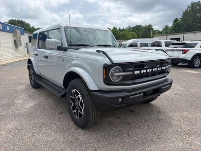 New 2026 Ford Bronco Outer Banks