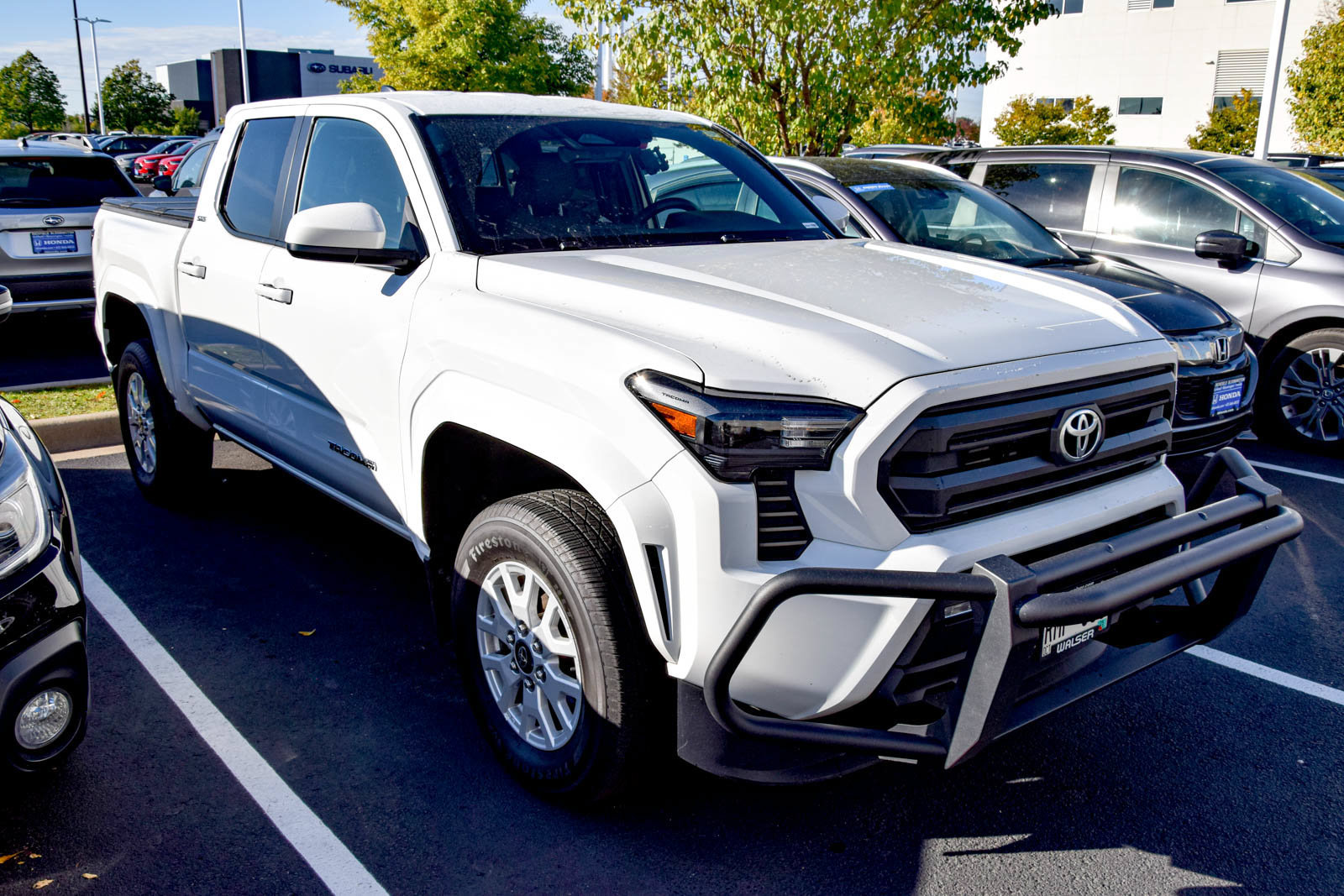 Used 2024 Toyota Tacoma SR5 AWD/4WD image 15