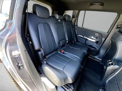 Certified 2023 Mercedes-Benz EQB 300 4MATIC image 29