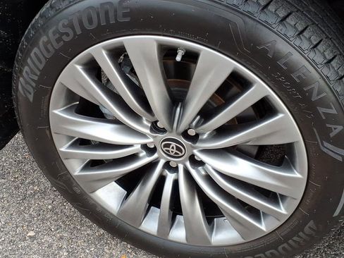 Used 2021 Toyota Highlander Platinum image 8