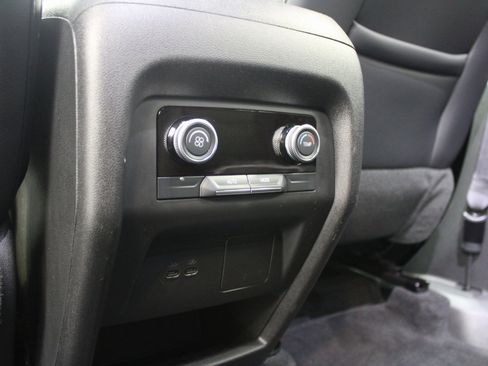 Used 2025 Buick Enclave Sport Touring image 20