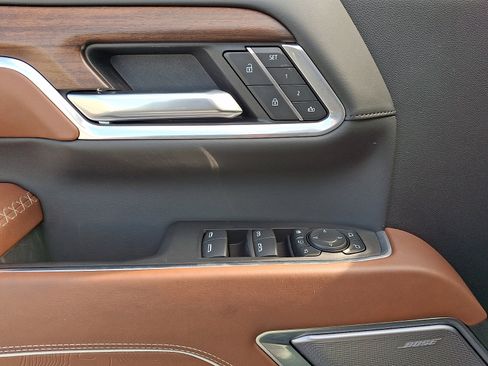 Certified 2025 GMC Sierra 2500 Denali Ultimate image 13