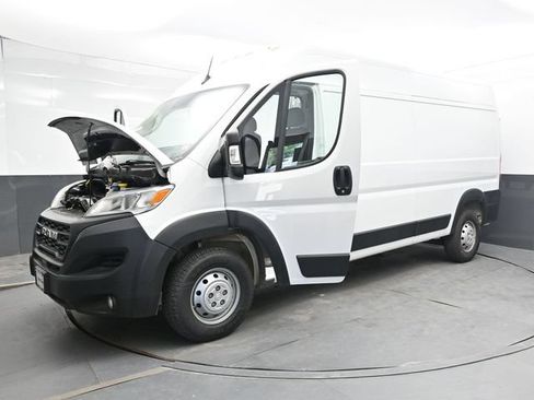 Used 2024 RAM ProMaster 2500 w/ Convenience Group FWD image 44