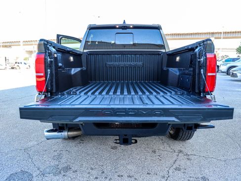 Certified 2025 Toyota Tacoma Limited AWD/4WD image 12