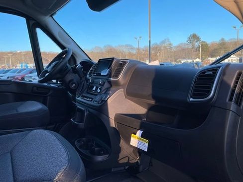 New 2026 RAM ProMaster 2500 w/ Quick Order Package 22G SLT FWD image 23