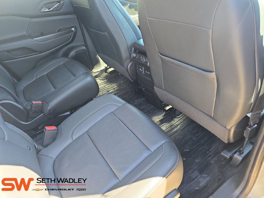 Used 2023 GMC Acadia SLT w/ Elevation Edition AWD/4WD image 11