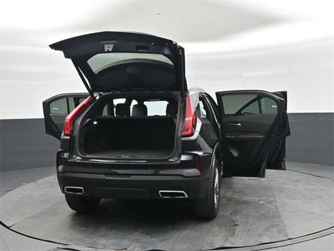 Used 2024 Cadillac XT4 Premium Luxury image 49