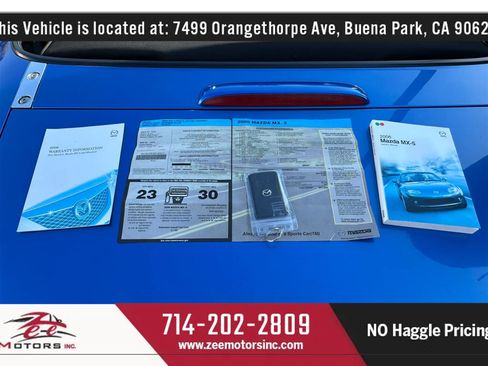 Used 2006 MAZDA MX-5 Miata Grand Touring w/ Premium Pkg RWD image 43