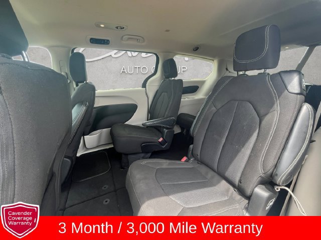 Used 2023 Chrysler Voyager LX FWD image 22