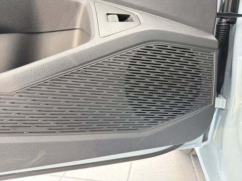 New 2026 Volkswagen Jetta SE FWD image 21
