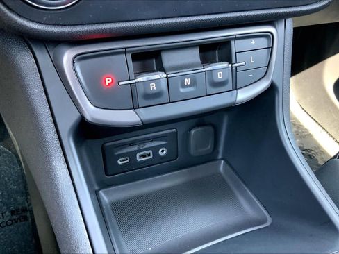 Used 2024 GMC Terrain AT4 w/ Infotainment Package II AWD/4WD image 28