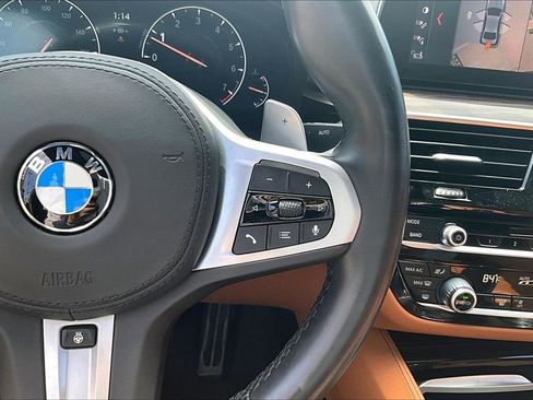 Used 2019 BMW M550i xDrive AWD/4WD image 12
