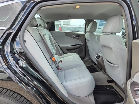 Used 2024 Chevrolet Malibu LT FWD image 18