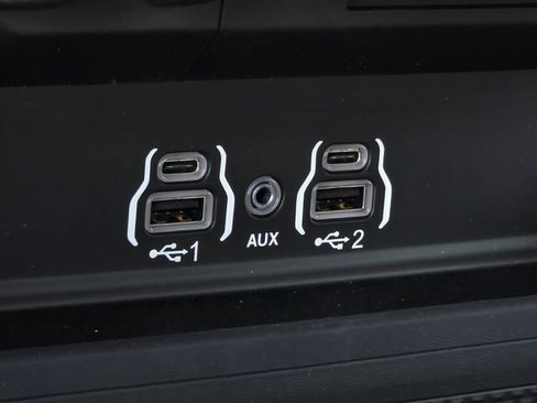 New 2026 RAM 2500 Big Horn AWD/4WD image 19