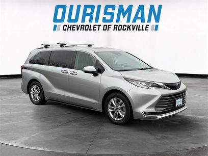 Used 2021 Toyota Sienna Limited