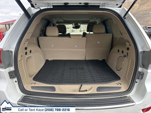 Used 2018 Jeep Grand Cherokee Overland image 9