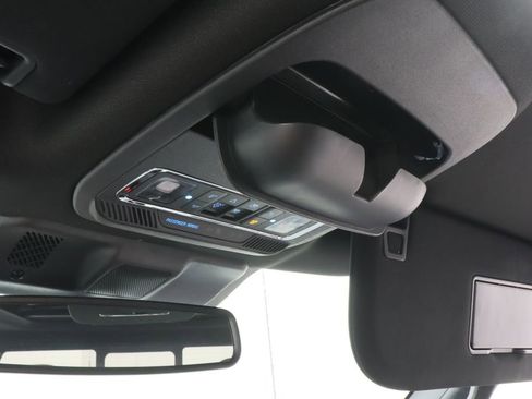 Used 2024 Ford F150 Lariat image 17