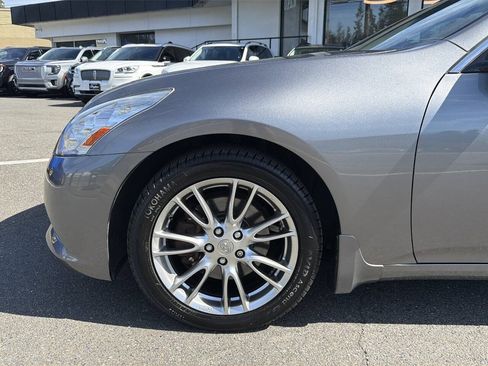 Used 2013 INFINITI G37 x Sedan w/ Premium Pkg AWD/4WD image 13