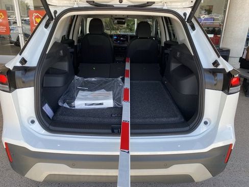 New 2026 Volkswagen Tiguan SE FWD image 20