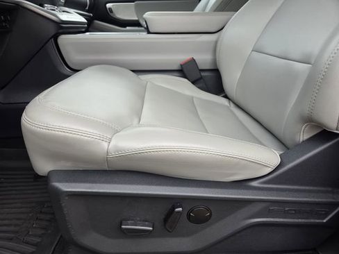 New 2026 Ford Expedition Active RWD image 11