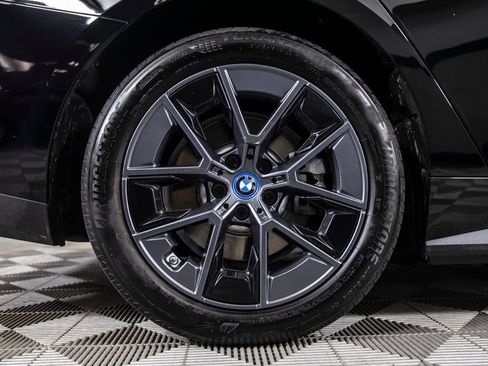 Used 2023 BMW i4 eDrive35 w/ Premium Package RWD image 38