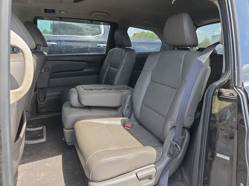 Used 2012 Honda Odyssey Touring Elite image 8