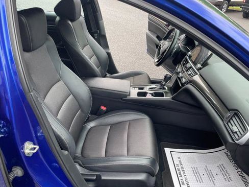 Used 2019 Honda Accord Sport image 28