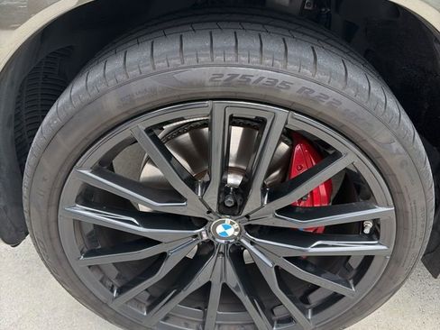 Certified 2024 BMW X6 xDrive40i w/ Executive Package AWD/4WD image 4