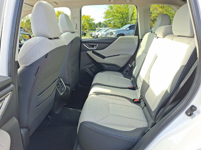 Used 2021 Subaru Forester Premium AWD/4WD image 11